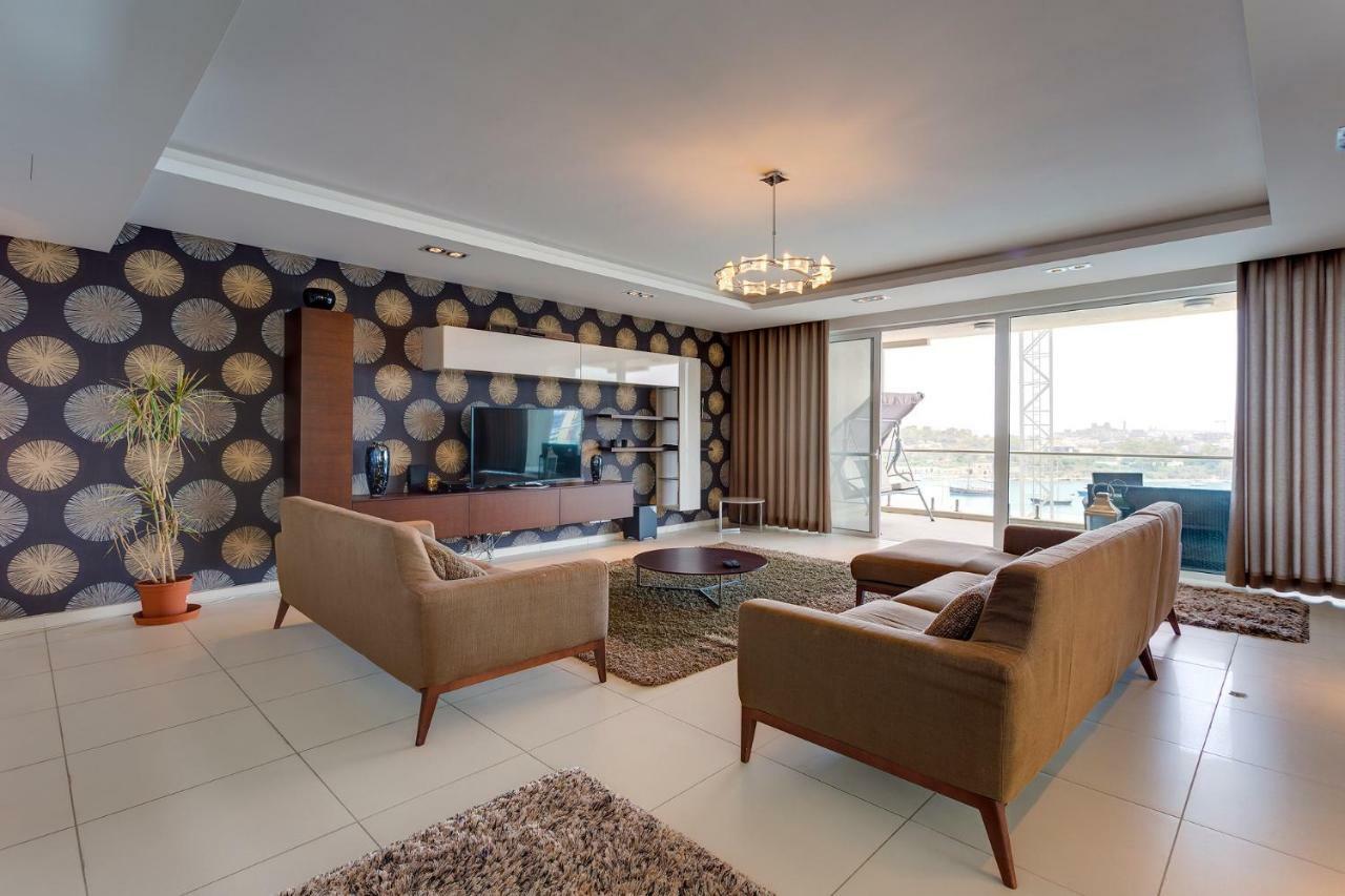 Contemporary, Luxury Apartment With Valletta And Harbour Views Слима Экстерьер фото