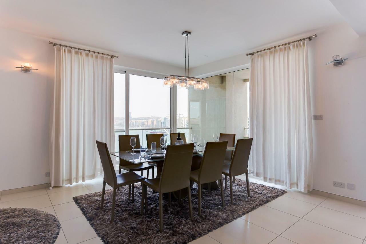 Contemporary, Luxury Apartment With Valletta And Harbour Views Слима Экстерьер фото