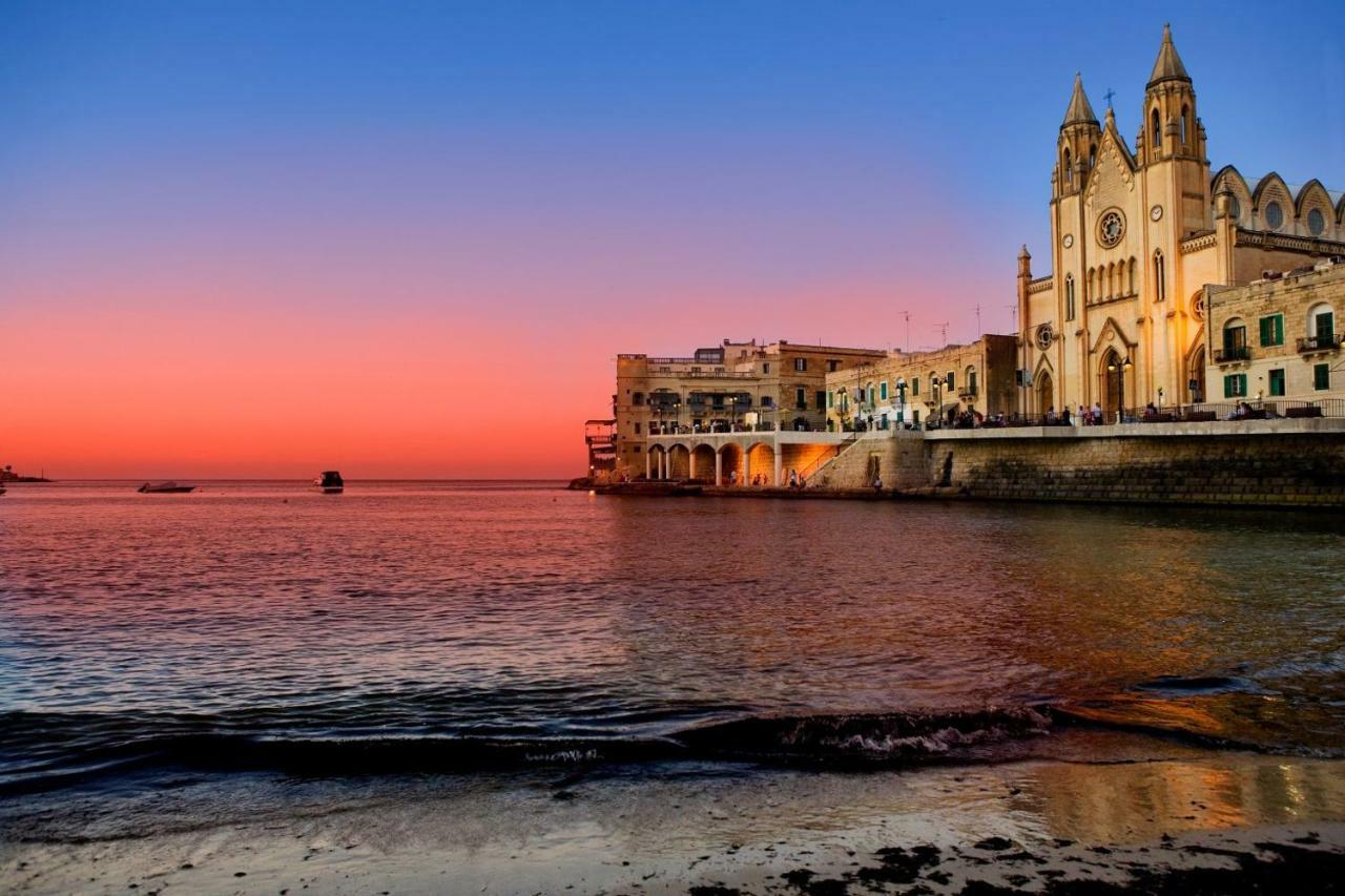 Contemporary, Luxury Apartment With Valletta And Harbour Views Слима Экстерьер фото